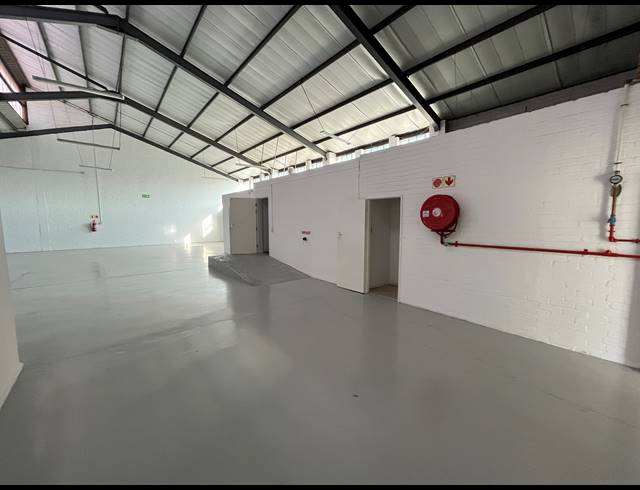 474M² WAREHOUSE TO LET IN MAITLAND